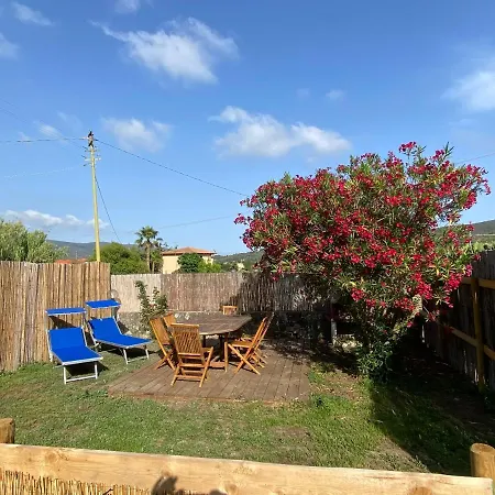 아파트 Casale Al Mare *